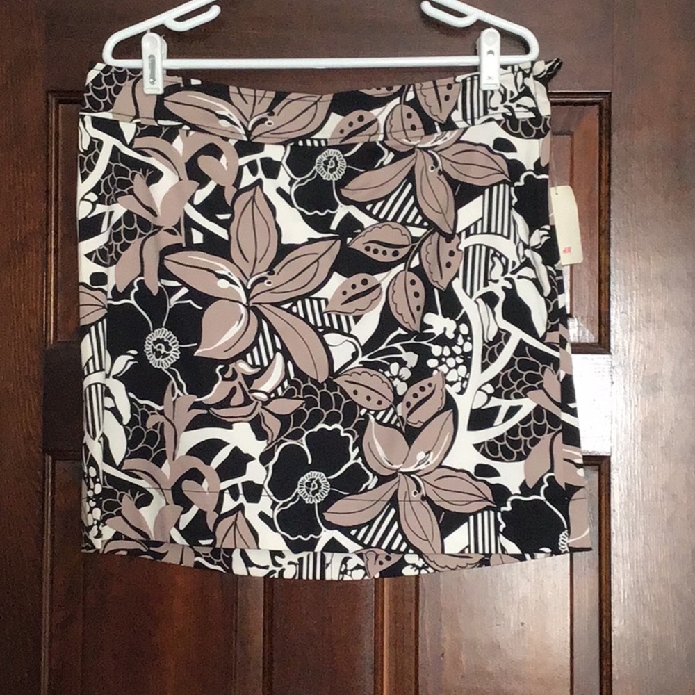 Brand new H&M skirt